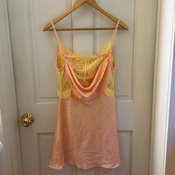 Forever 21 orange satin slip dress with lace detail - Picture 6 of 6